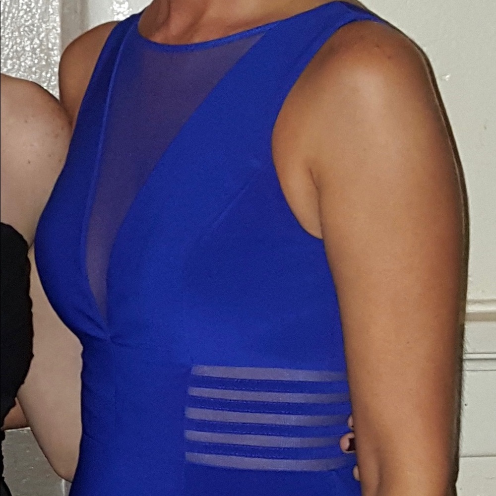 Morgan & Co. Blue formal dress size 3/4